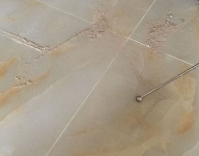 阿巴嘎旗瓷砖空鼓维修公司分享粘合剂选择不当在瓷砖铺贴过程中可能导致以下问题